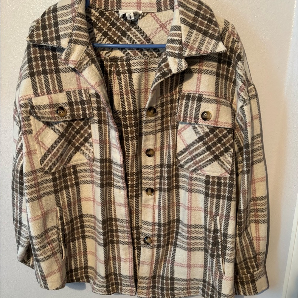 Oversized plaid flannel shacket